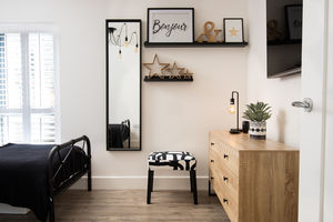 Photo 16- click for photo gallery